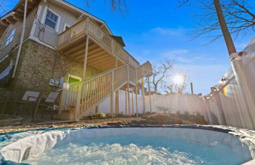 Southern Charmer *HOT TUB *Great Location DT UAB - Photo 21