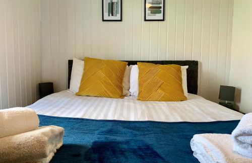 Cheerful - 3 Bed - Serviced Accommodation - In Heart of Northumberland - Sleeps 6 - Foto 30