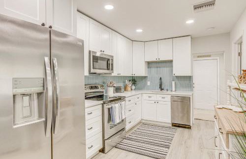 Heated Pool + Backyard: North Palm Beach Retreat! - Foto 8