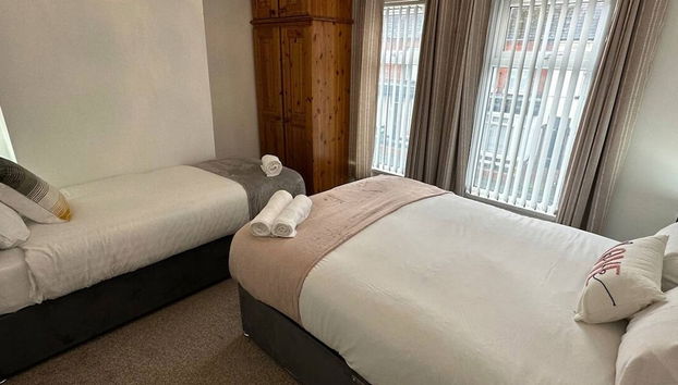 2br Stylish Ormeau Road House - Foto 4, Habitación