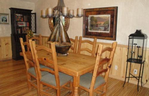 C23, Two bedroom, two bath log-sided, luxury Harbor North cottage with hot tub cottage - Foto 11