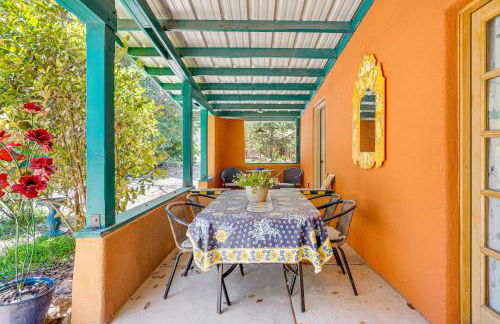 Vibrant Casa Paloma with Patio - Near Vineyards! - Foto 18