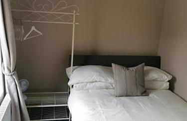 6 Dbl Bed, Central Huddersfield house inc parking - Foto 11