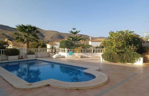 Casa Los Olivos, villa with a pool - Photo 21
