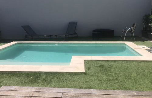 Agréable et lumineuse maison t4 air conditionné piscine jacuzzi parking - Foto 29