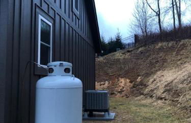 Serene Rustic Farmhouse Mountain Cottage (Sleeps 4) - Foto 27