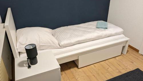 Unterkunft mit 4 Schlafzimmern in Heide - Foto 3