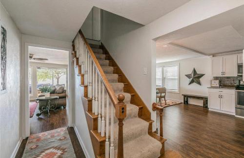 Lone Star Lake Cottage-NEW Trex Deck, boat dock - Foto 28