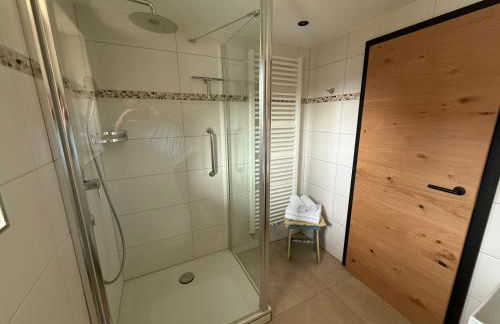 DAS BISCHOF - 5 exklusive Ferienwohnungen und 1 Doppelzimmer - 4x mit privater Zirben Sauna - Semmelservice & Hindelang PLUS - Foto 52