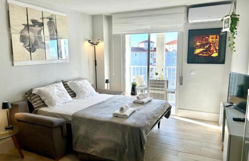 GATU Villa Salada, junto la playa, parking, terraza, aire acc, piscina, wifi Sólo familias o grupos mayores de 21 años - Foto 15