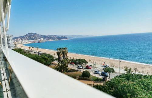 Seafront apartment in Blanes S'Abanell Central Park - Photo 6