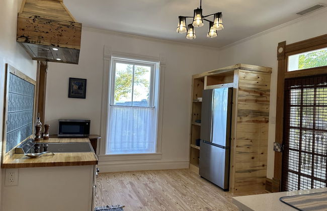 The Cottage @ 241 North - Foto 14