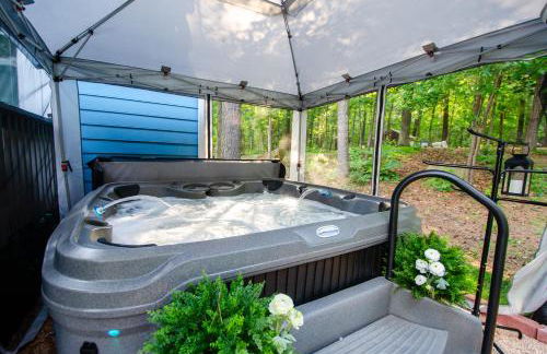 Private 1 Acre Retreat, Spa, Firepit, Gym, Chickens, King Suite, Pets - Foto 19