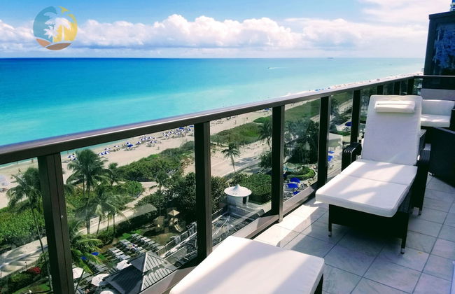 Alexander 1402 2 Bedroom Apts by RedAwning - Foto 1