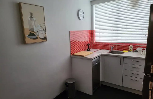 Homely 1 Bedroom Retreat in South Yarra With Balcony - Foto 14