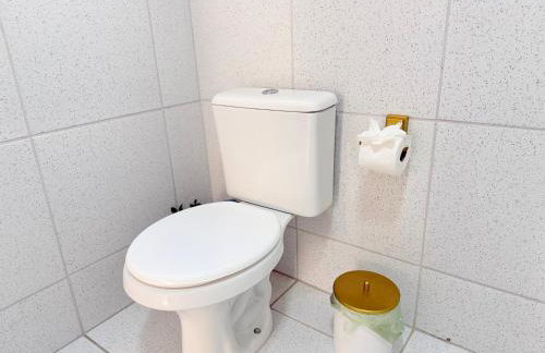 Apto Aconchegante Com Ar, Wi-Fi Garagem e Piscina - Foto 23