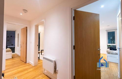 City Condo-Terrace-Gym-Games Room -Free Secure Parking- Manchester - Foto 20