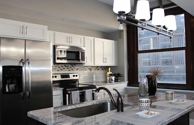 Bridgestreet at the Leader Building - Foto 15