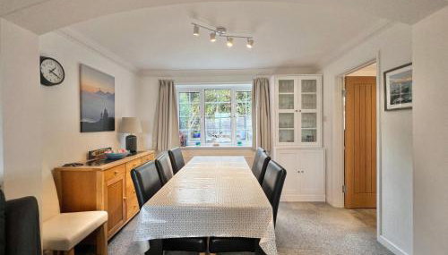 4 Bed Retreat with Balcony & Estuary views - Foto 4