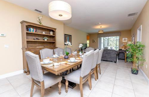 Newly Remodeled 1 story - 5 Bed 5 Bath with Pvt Pool Spa And Game Room - Foto 8