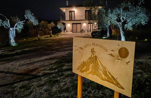 Villa Maximos - Foto 1