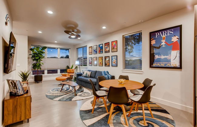 Elegant Townhome Near Old Town, Breweries and River! - Foto 30