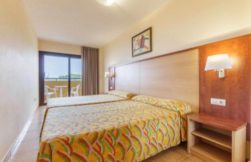 Apartamentos Best Alcazar - Photo 10