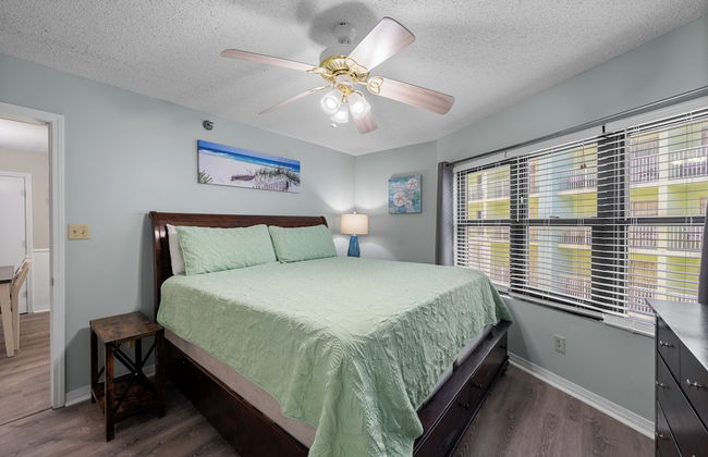 Harbor Place Condominiums by Hosteeva - Photo 18