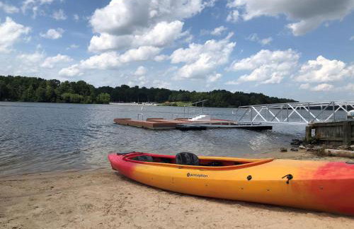 Wayne's Place-Hot tub, pet friendly. Close to HPU - Foto 26