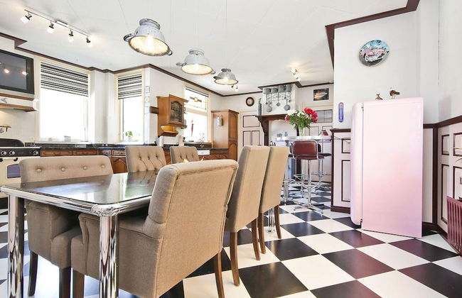 Characteristic Country House With Wellness - Foto 11