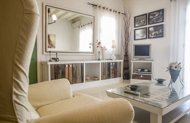 Tholaria Boutique Hotel - Photo 52