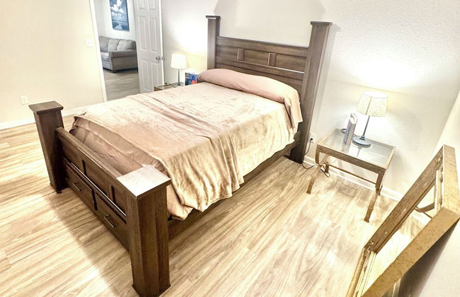 3 Bed Home 5 Mins to JAX Airport & Zoo - Foto 15