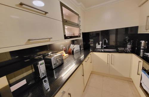 Garland Stylish 2 Bedroom Apartment A Minute Walk From Station - Foto 38