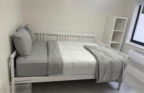 Transit-Friendly Flamingo Park Hideaway - Foto 62