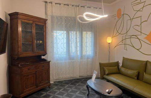 IL TORRIONE casa difronte a grandi giardini - Foto 15