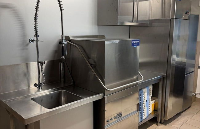 Magnificent Luxury Chateau in Vast Garden with Sauna & Hot Tubs - Photo 26