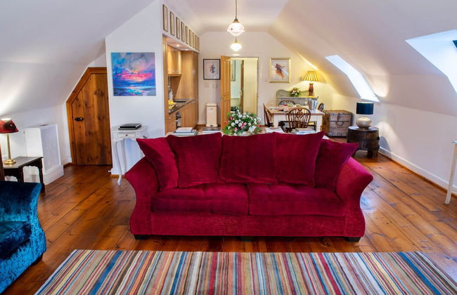 The Boys Dormitory - Foto 17