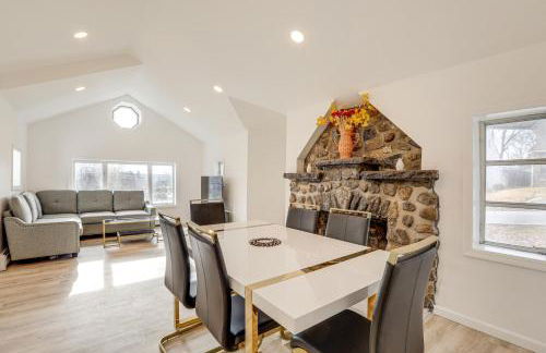 Home with Lake Views and Deck in New Jersey Highlands! - Foto 1