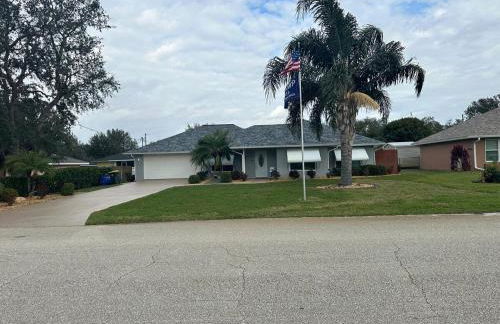 Beautiful home in Avon Park Lake - Foto 1