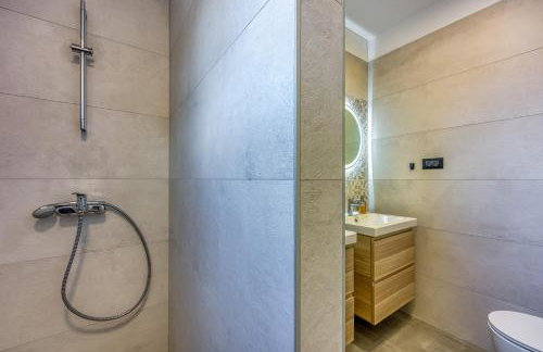 Modern apartment Ana with Jacuzzi and Pool - Foto 33