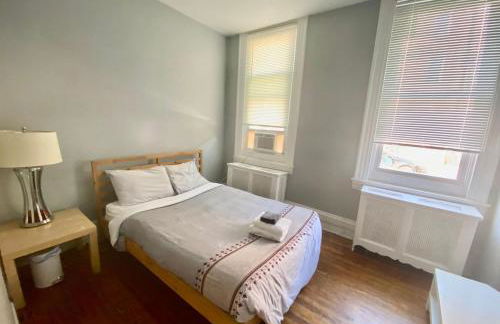 Clover 2900 - Apartment and Rooms with Private Bathroom near Washington Ave South Philly - Foto 22