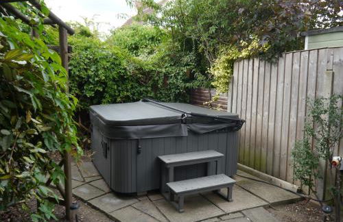 Measure Cottage - Sleeps up to 5 - Henley in Arden - HOT TUB - Foto 11