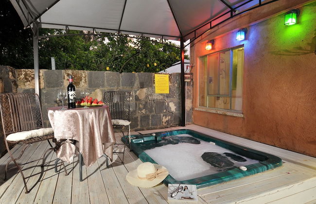 Love & Lemons - Photo 17