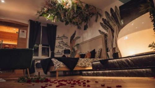 Spa-Sauna-Ciel de pluie tropicale-Champagne Nuit Romantique - Escapade Mâconnaise - Foto 3