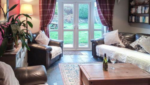 Panteg Cottage - Photo 4