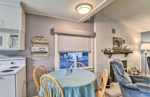 East Tawas Cabin with Lake Huron Access and Views - Foto 10