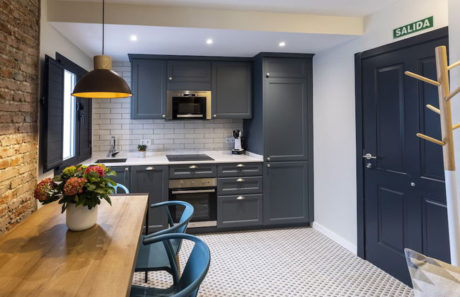 El Patio Plaza Mayor Cáceres - Photo 4