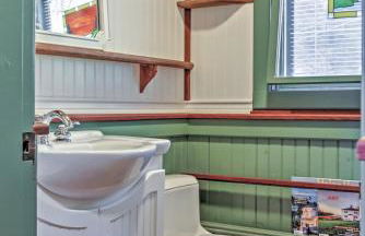 Waterfront Denmark Complex with Dock on 12 Acres! - Foto 12