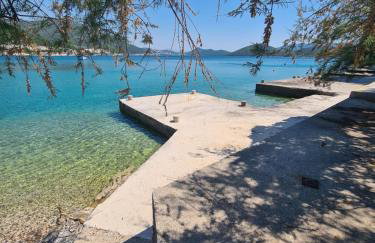 Blue Lagoon Studio Apartments - Photo 16