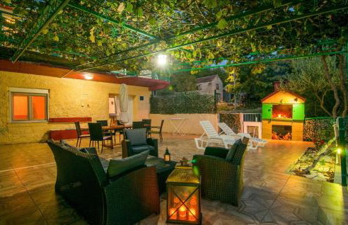 Four-Bedroom Holiday Home Kucice With A Fireplace 09 - Photo 15